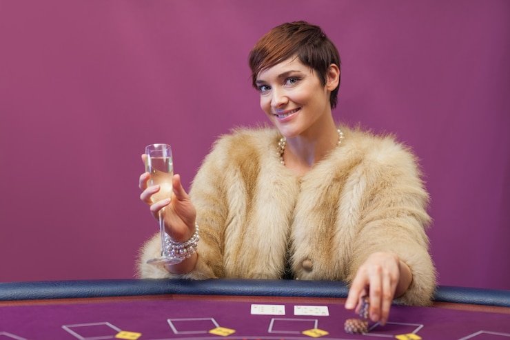 Chat langsung dengan dealer dan pemain Chat interaktif dengan dealer di Dice Game slot7000